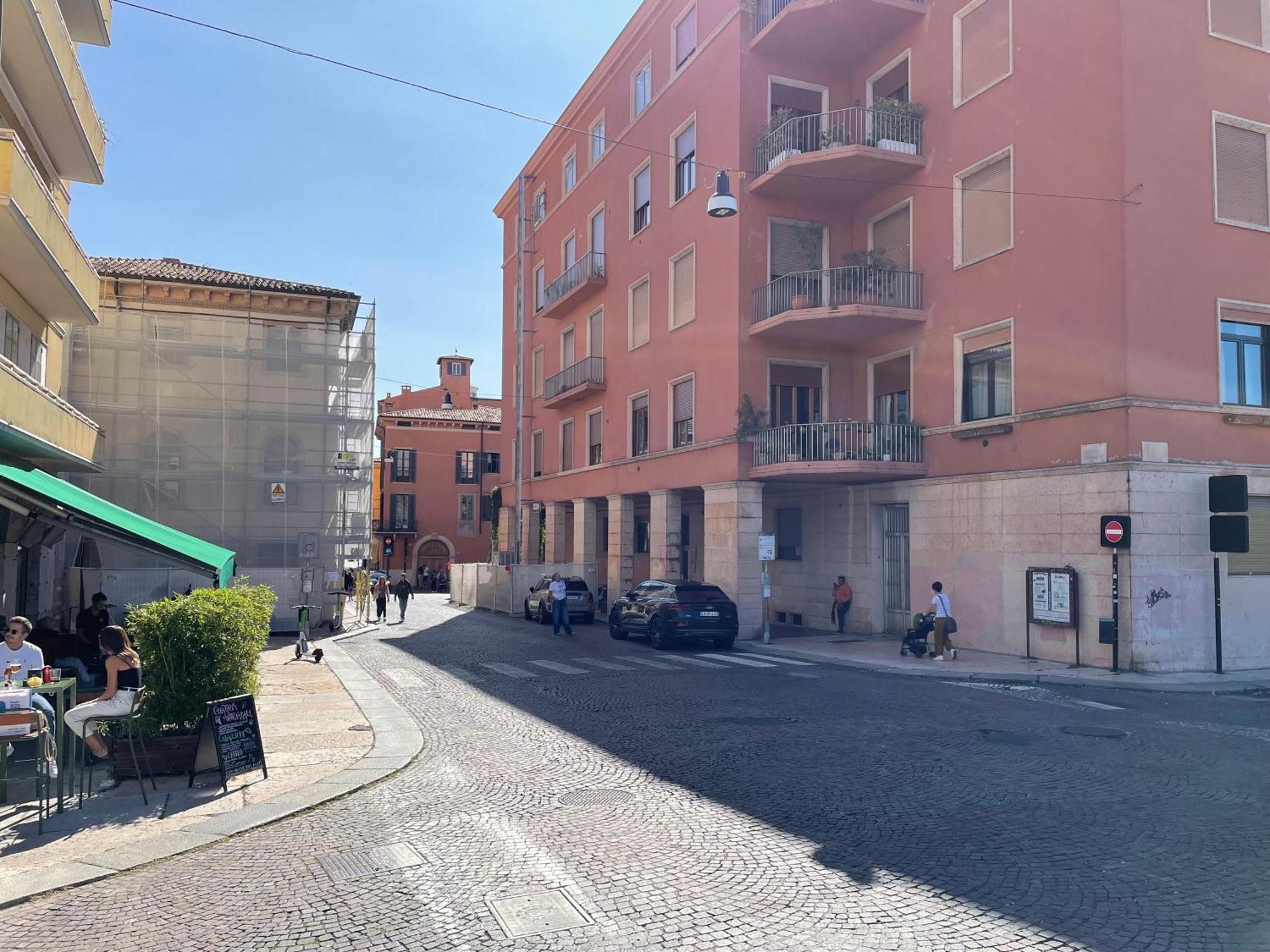 You & Me Garibaldi Home Verona Center Exterior photo